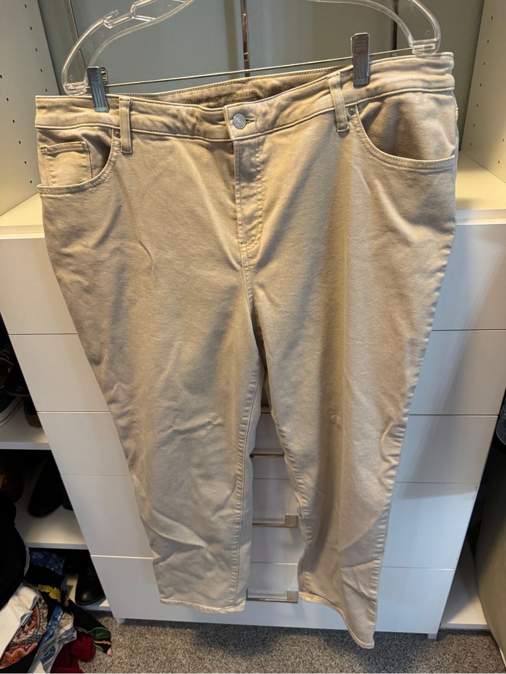 Chico's Beige Cropped Jeans - Straight Ankle